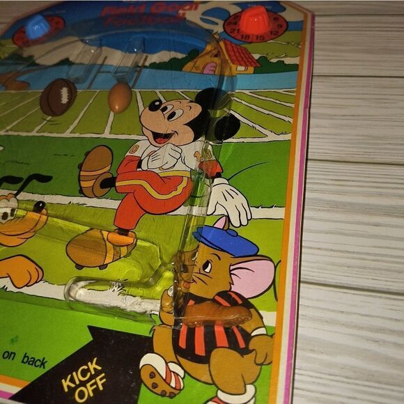 Monarc Products Disney Character Field Goal Football Vintage Game - Picture 10 of 11